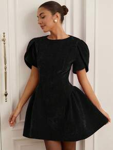 Revavyn Váy công chúa mini tay ngắn cổ tròn viền tua rua 3D cho nữ - màu đen - Xem 5