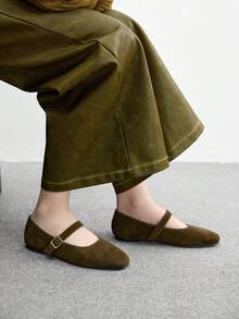 CUCCOO BIZCHIC Women's Fashion Commuter Versatile Casual Mary Jane Flat Shoes - Army Green - View 4