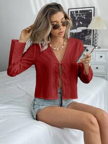 Chiquease （100% 纯棉）纯色系带前落肩衬衫假日纯色梭织宽松常规女式喇叭袖衬衫