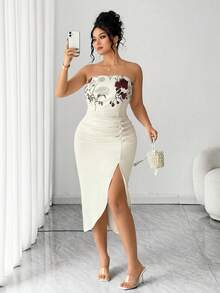 Elenzga Plus Size Beige Elegant Floral Print Strapless Dress, Summer Slim Fit Slit Waist Mesh Ruffle Hem Gown For Parties, Weddings & Galas - Apricot - View 4