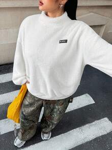 SHEIN EZwear 大码羊毛字母贴花落肩高领保暖运动衫，秋冬 - 白色 - 查看 4