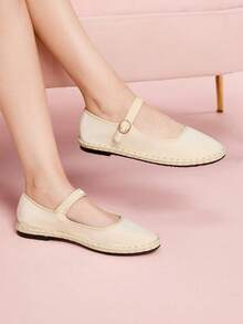 CUCCOO DOLLMOD 女士优雅天鹅绒经典舒适玛丽珍平底鞋，米色 - 糯米白色 - 查看 7