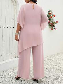 SHEIN LUNE 大码雪纺多层不对称交叉喇叭袖上衣 + 双层雪纺阔腿裤休闲两件套，适合外出、度假和通勤。女士夏季套装，女装，夏季服装，大码女装，商务休闲装。 - 藕粉色 - 查看 2