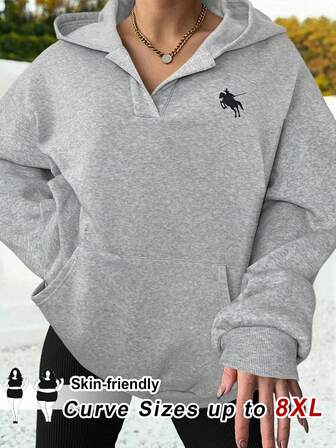 SHEIN CURVE+ 曲线美大码/校园服/返校服/返校季女装大码黑色休闲简约印花大码长袖宽松连帽开衫，带口袋，秋季大码连帽衫，女式大码卫衣，8XL女式连帽衫，6XL女式大码连帽衫，8XL大码卫衣，秋冬季