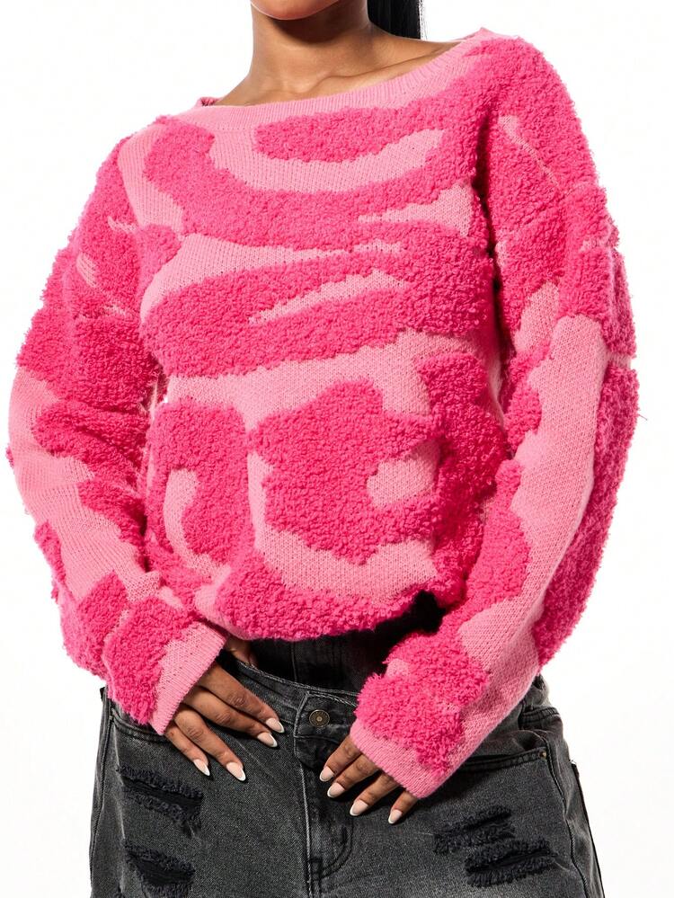 SUMWON WOMEN Textured Cropped Jumper With Abstract Pattern