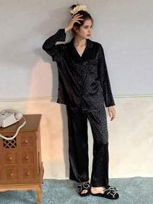 DAZY 少女豹纹提花长袖纽扣上衣和裤子家居服套装 - 黑色 - 查看 3