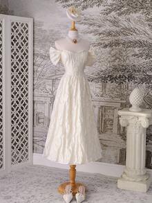 SHEIN MOD 露肩蝴蝶袖收腰长裙，激光切割纹理面料，乳白色露肩连衣裙，白色压花连衣裙，飘逸连衣裙，伴娘服，女士优雅服装，女士生日礼服 - 杏色 - 查看 4