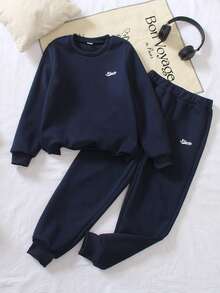 SHEIN Explorewe Tween Boys Multi-Piece Casual Boys Embroidered Letter Crew Neck Long Sleeve Sweatshirt With Loose Fit Pants, Featuring English Letter Graphics, Relaxed Silhouette, Comfortable Fabric, Suitable For Halloween, School, Street Dance, Night Party, Live House, Music Concerts In Autumn/Winter - Multicolor - View 4