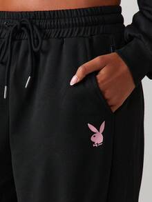 Missguided x Playboy 宽腿图案慢跑裤，侧面系带细节和印花 - 黑色 - 查看 5