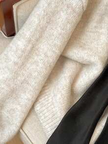 SHEIN Áo len dệt kim cổ chữ V tay dài cỡ lớn có nơ cho nữ, thoải mái và vừa vặn - Màu be - Xem 4