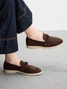 CUCCOO BIZCHIC 女士时尚咖啡色绒面革蝴蝶结设计舒适休闲乐福鞋，适合通勤、户外、旅行、购物、工作、日常穿着 - 咖啡棕 - 查看 2