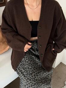 Dazy Plus كارديجان فضفاض بياقة على شكل حرف V للنساء ذوات الأحجام الكبيرة، بلون أحادي، مفتوح من الأمام، مع جيوب، مناسب للخريف والشتاء - بني - مشاهدة 6