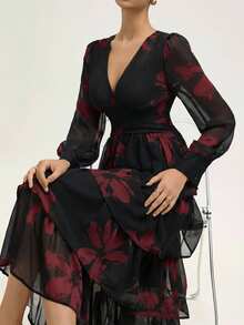 Revavyn 优雅淑女分层蛋糕连衣裙 V领雪纺拉丝印花长袖连衣裙/随机印花 - 彩色 - 查看 6