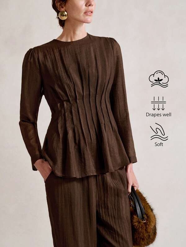 Aalyst 女士法式优雅奢华圣诞派对简约高端休闲度假工作服复古风格舒适纯色圆领天丝棉混纺褶皱腰松紧腰带 A 字长袖衬衫和裤子两件套