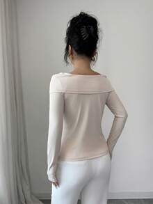Elenzga Femmes Élégant Abricot Épaule Oblique Tricot Manches Longues Ajusté Mode T-Shirt, Convient pour l'automne, l'hiver, Thanksgiving, Soirée Élégante, Noël, Nouvel An - Nude - Voir 2