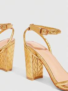 CUCCOO SZL New Summer Thick Heel Buckle Strap Strap High Heels - Gold - View 5