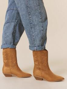 Styleloop Retro Western Style Chunky Heel Women Ankle Boots - Brown - View 3