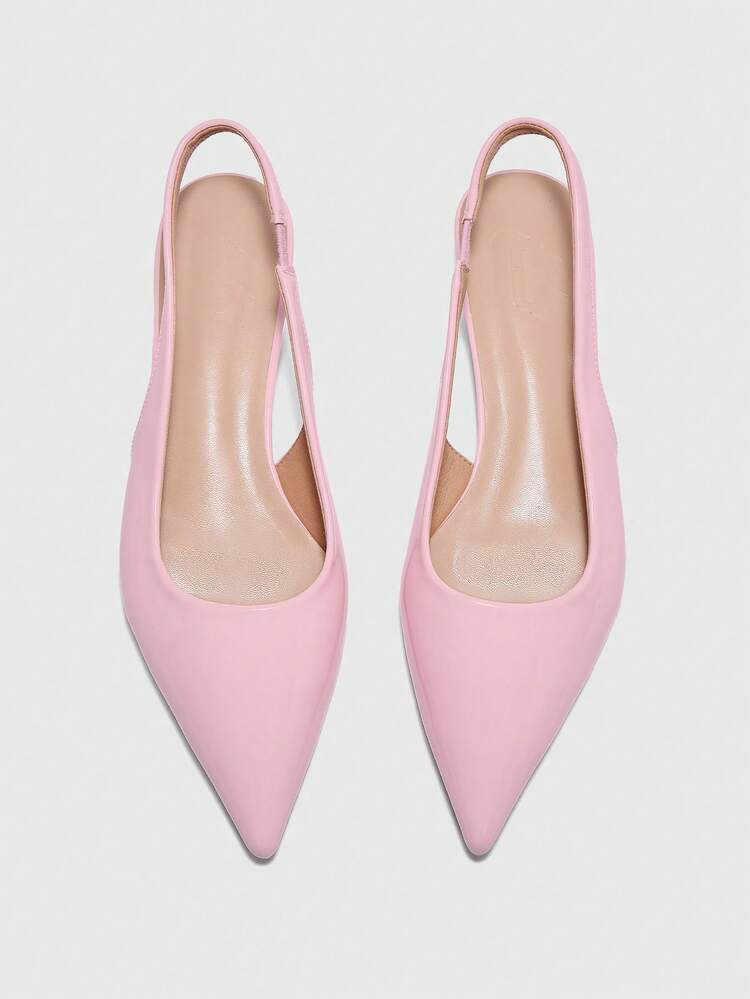 CUCCOO CHICEST 女性用 新作 スクエアバックル ロック付き 尖った先 低ヒール フラットヒール 個性的ヒール 通勤スタイル 多用途 快適 チョコレートブラウン ラッカーレザー レディースフラットシューズ、仕事と通勤に適しています