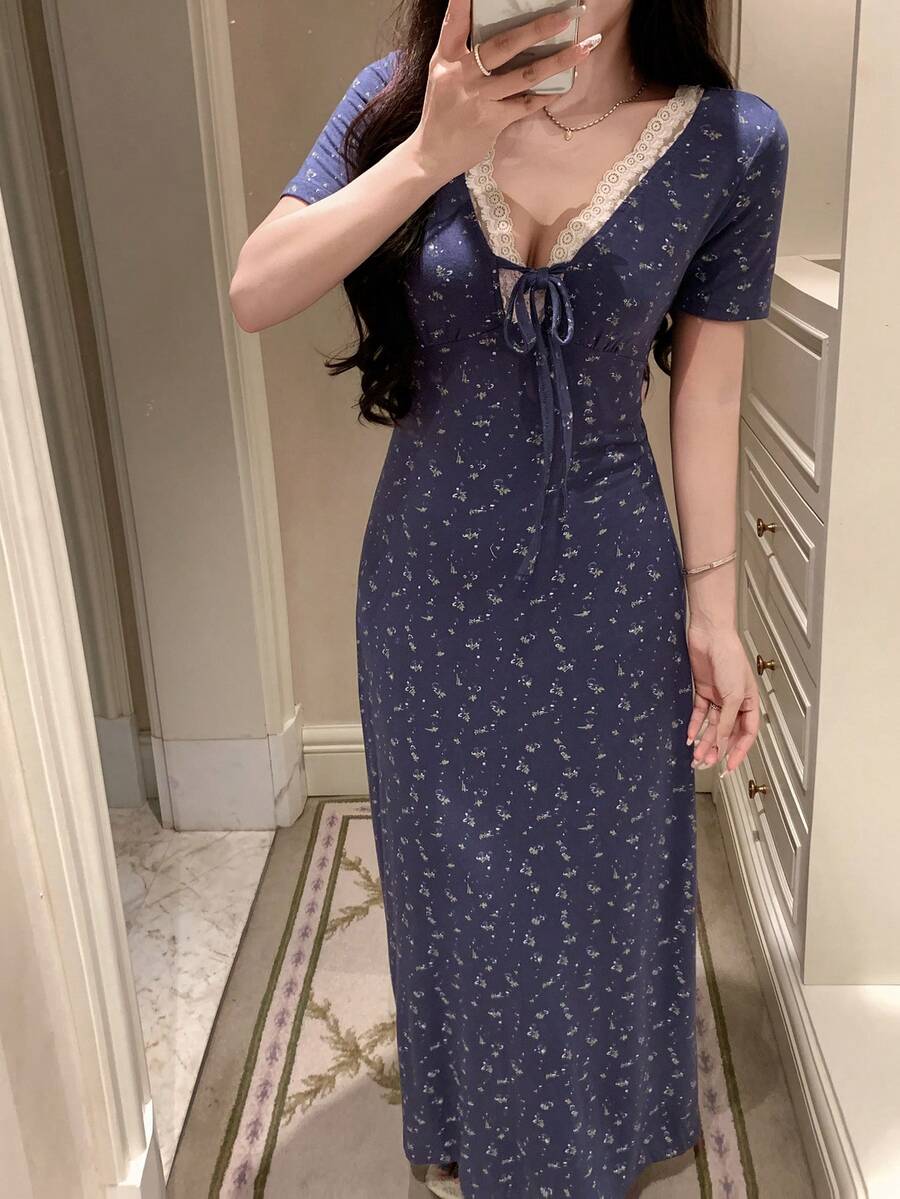DAZY Floral Contrast Lace Trim Waist Maxi Nightgown For Women - Navy Blue - View 1