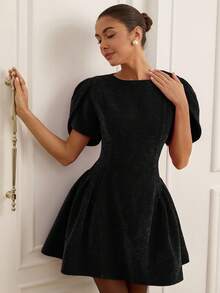 Revavyn Váy công chúa mini tay ngắn cổ tròn viền tua rua 3D cho nữ - màu đen - Xem 6