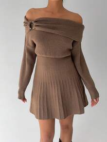 Aloruh 少女咖色一字肩金属拼接腰部百褶A字迷你连衣裙，秋冬 - 咖啡棕 - 查看 5