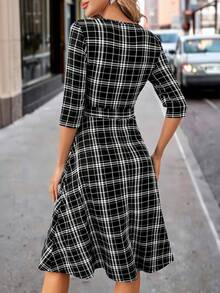 SHEIN Clasi Rochie de damă cu curea în carouri - Alb-negru - Vizualizare 8
