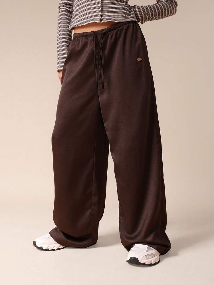 끈이 달린 와이드 레그 팔라조 팬츠