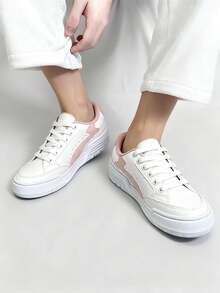Men Tennis & Racquet Sport Shoes - White - View 2