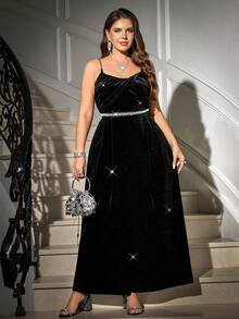Gownix Modischer Party-Jumpsuit in Große Größen mit weitem Bein, schwarzer Träger-Jumpsuit, Samt-Träger-Jumpsuit, Taillendekoration mit Imitationsdiamant-Kette, Samt-Raffung, hochelastisches Material, große Dehnbarkeit, bequem, Weite-Bein-Jumpsuit, Party-Jumpsuit, Abendkleid, Neujahrsjumpsuit, Hochzeitskleid, Bankett-Gast 2025 Herbst und Winter neue Jumpsuits, Jumpsuits in Große Größen, Herbstbekleidung, Winterbekleidung - Schwarz - Übersicht 6