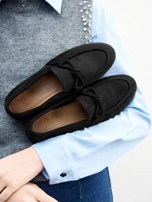 CUCCOO BIZCHIC 女士时尚黑色绒面革蝴蝶结设计舒适休闲乐福鞋，适合通勤、户外、旅行、购物、工作和日常穿着 - 黑色 - 查看 7