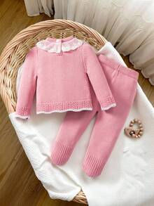 SHEIN Bộ 2 món áo len tay raglan phối ren hồng dễ thương cho bé gái sơ sinh, mềm mại và thoải mái, thích hợp mặc hàng ngày, đi chơi, du lịch, nghỉ mát, ở nhà, nhà trẻ, mùa thu/đông, giáng sinh, đi học, tiệc tùng, đa năng - Hồng - Xem 3
