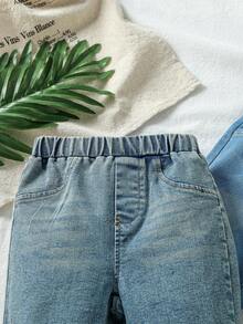 SHEIN Vintaside Kids 2 件套男婴儿童长牛仔裤，适合家庭出游、户外等场合，男童秋季服装，百搭款式，3 个月至 3 岁儿童 - 彩色 - 查看 5