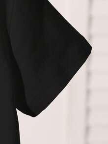 SHEIN Mirajuku 6 件套幼儿男童字母印花圆领短袖 T 恤和短裤休闲装，白色*1、棕色*1、黑色*1 - 彩色 - 查看 3