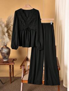 Rusticease 女式撞色蕾丝前领带灯笼袖衬衫和阔腿裤休闲两件套 - 黑色 - 查看 2