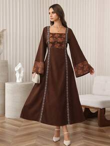Al Najma Gaun Lengan Panjang Elegan dengan Hiasan Bordir Blok Warna Bertekstur Patchwork dan Aksen Applique di Pinggang, Cokelat Kopi, Musim Gugur/Dingin - Coklat - View 4