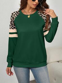 EMERY ROSE Green Contrast Leopard Print Long Sleeve Plus Size Sweatshirt - Multicolor - View 4