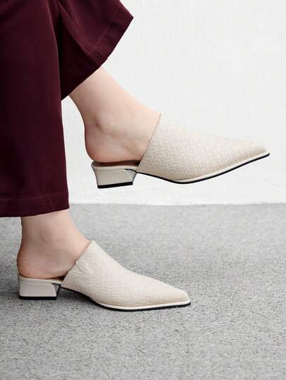 CUCCOO BIZCHIC Women's Retro Beige Woven Embossed Closed Toe Chunky Heel Mules