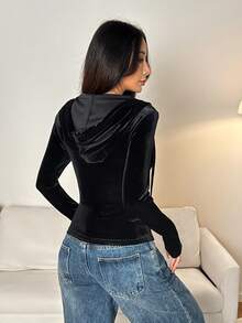 SHEIN PETITE 純色前拉鍊長袖簡約休閒天鵝絨修身連帽外套，小碼女款 - 黑色 - 查看 2