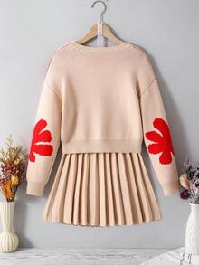 SHEIN 这款甜美百搭的圆领蓝色毛衣搭配碎花百褶裙，适合居家、外出、派对、返校等场合。这款毛衣裙适合春秋季穿着，是法式风格，也是秋冬季的必备单品。 - 彩色 - 查看 2