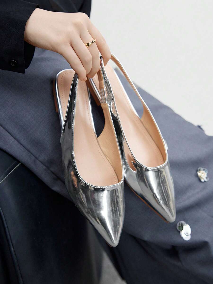 CUCCOO BIZCHIC 女士时尚银色后带尖头简约休闲平底鞋 - 銀色 - 查看 1