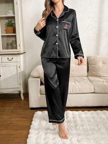 SHEIN Faux-Seide Kontrast-Besatz Kirsche bestickte Tasche offene Vorderseite Damen Pyjama Set