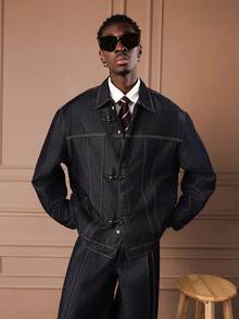 SUMWON 常规版型原色牛仔夹克，配有环扣和撞色缝线，适合日常休闲穿着 - 藍色 - 查看 3