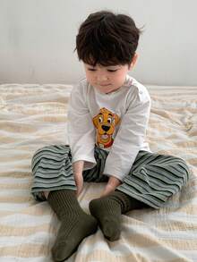 DAZY 2pcs/Set Toddler Boys' Casual Cartoon Print Short Sleeve T-Shirt And Striped Pants Loungewear Set - White - View 5