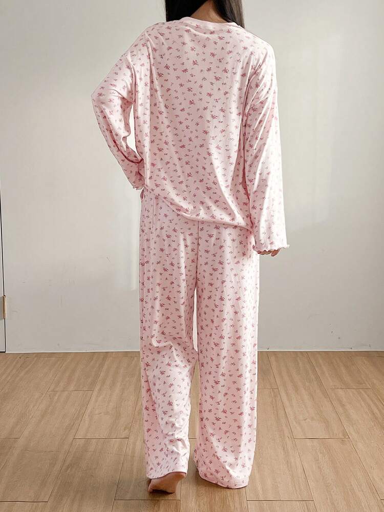 2pcs Women Ditsy Floral Loose Comfortable Long Sleeve Pajama Set, Winter Clothes