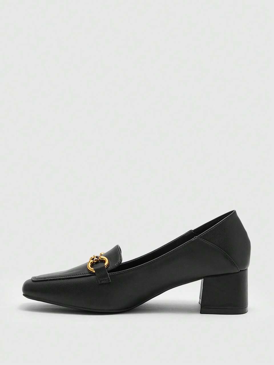 CUCCOO BIZCHIC Women's Classic Black Patent Leather T-Strap Low Heel Flats For Christmas Spring Shoes