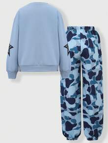 SHEIN Explorewe Tween女孩 2件組街頭風套裝，淺藍色長袖上衣印有「New York」與「77」字樣，迷彩寬腿長褲，返校季秋季穿搭 - 藍色 - 查看 7
