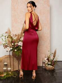 SHEIN Belle Váy phù dâu bằng vải satin xếp nếp chéo lưng xẻ đùi màu đỏ Burgundy - Màu Đỏ Sâu - Xem 1