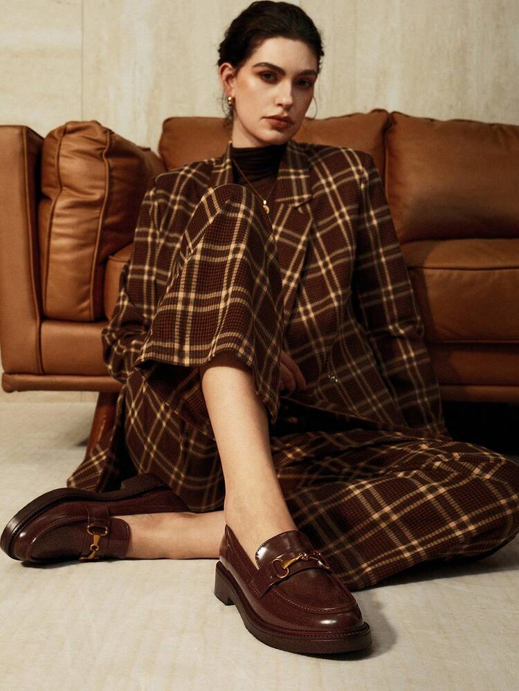 CUCCOO BIZCHIC Women's Fashion Burgundy Metal Buckle Comfortable Commuting Platform Loafers, Suitable For Outdoor, Travel, Shopping, Work And Daily Wear For Christmas Spring Shoes