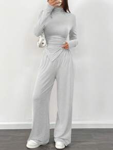 Chiquease 2pcs/Set Atasan Lengan Panjang dengan Hem Berkerut Asimetris dan Celana Panjang Lebar - Light Grey - View 5