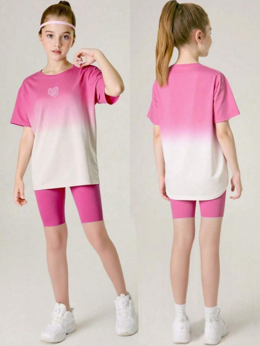 SHEIN 少女两件套:渐变色拼接圆领插肩袖休闲可爱爱心字母印花套头T恤上衣和纯色修身短裤,运动优雅校园风少女时尚套装 - 玫紅色 - 查看 1